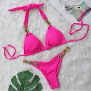 Neon Pink crystal Bikini Set💖👙💕